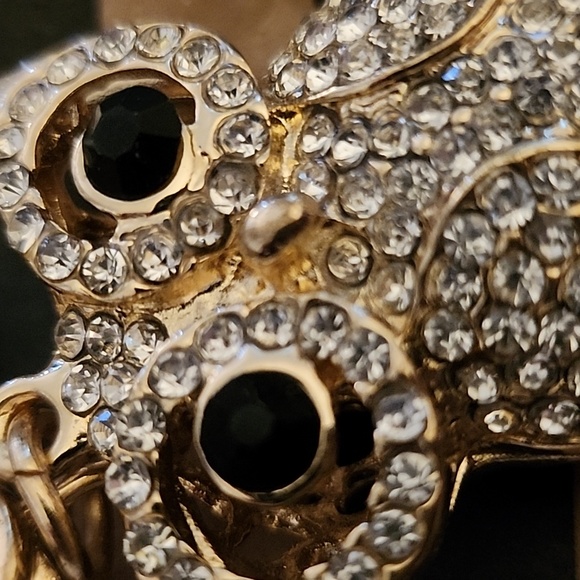 Naturalizer Owl Keychain - Picture 3 of 10